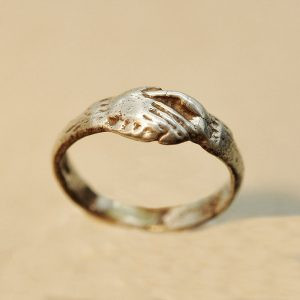 Klicke auf die Grafik für eine vergrößerte Ansicht

Name: AG-2526-WW-300x300.jpg
Ansichten: 17
Größe: 12,6 KB
ID: 2117915